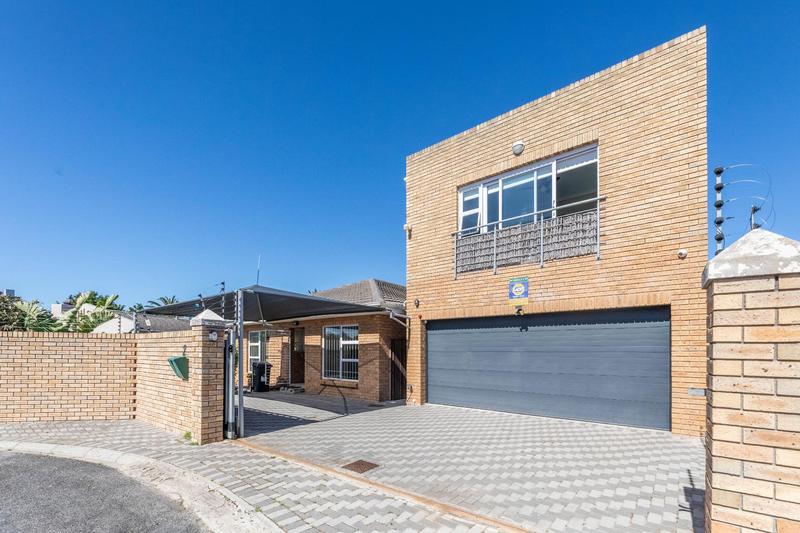 6 Bedroom Property for Sale in Melkbosstrand Western Cape